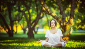 亚博-女王归来！科维托娃复出首站即夺冠，横扫千军引爆全场